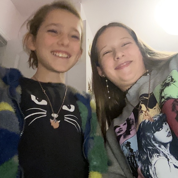 Homemade cards( birthday, valentines, etc) and homemade bracelets - Picture 4 of 5